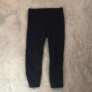 All IN MOTION Black capri leggings